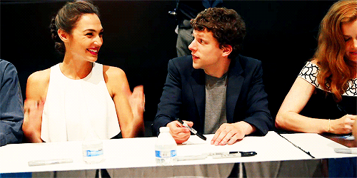 tumblr_nre3d7LxBt1s6a2abo2_500.gif