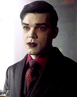tumblr_png4sgJkOm1wnhmglo2_400.gif