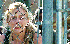 tumblr_mx8wzrHGEE1qcvp48o4_r1_250.gif