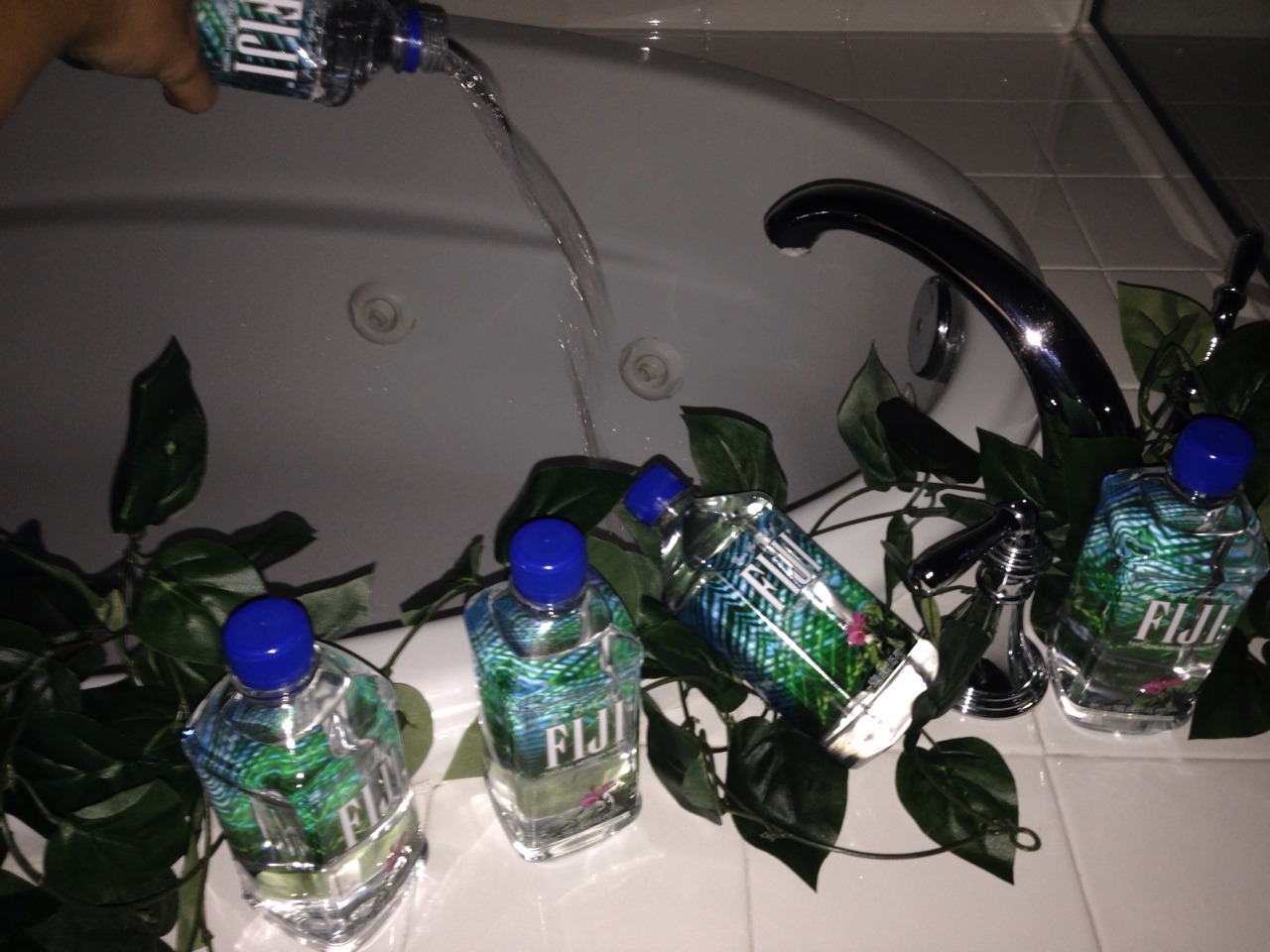 tumblr_n7i4ye3VQU1qd88pro1_1280.jpg