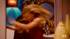 tumblr_mb2z1b1olZ1qe00w7o2_250.gif