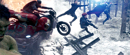 tumblr_p1th9ps6IW1u1kyq6o4_r1_540.gif