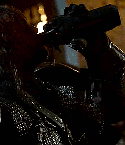 tumblr_n1se0ljbVK1r6xa5uo4_r1_250.gif