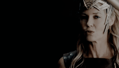 tumblr_oro0540TZi1rcqpk7o2_r1_250.gif