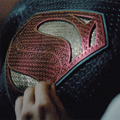 tumblr_nryvivJOxr1qbwsdco4_r1_250.gif