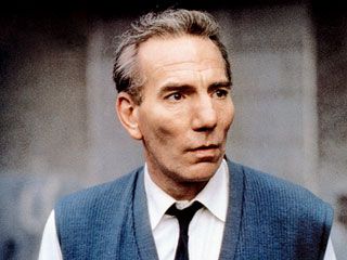 pete-postlethwaite-name-father_320.jpg