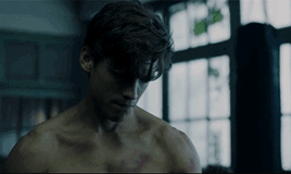 tumblr_plh0jztVrp1y4hi48o4_400.gif