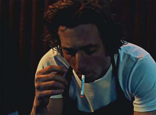 jeremy-allen-white.gif