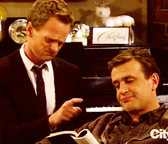 tumblr_mfajvqx7Xi1qa2el1o2_250.gif