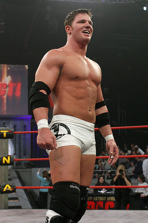 AJ_Styles_-_Allen_Lloyd_Jones_05.jpg