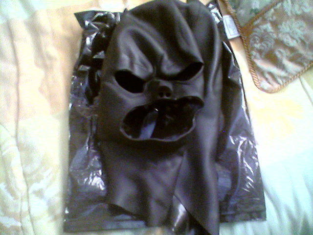 Freepizza-batmask.jpg