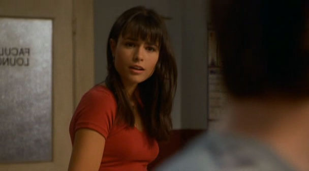 The-Faculty-jordana-brewster-25768039-608-336.jpg