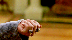 tumblr_n1ohf8Pavi1qm7xlio9_250.gif