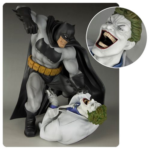 Batman-the-Dark-Knight-Returns-Hunt-the-Dark-Knight-ArtFX-Statue.jpg