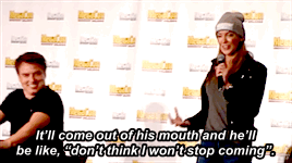 tumblr_o8k7mdLOIf1s9qy1zo3_400.gif