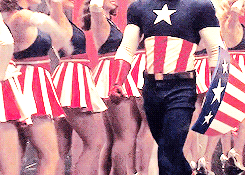 tumblr_ncow8pFjuX1tx78pvo4_250.gif