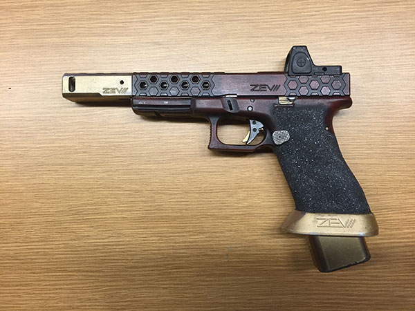 gun2-2.jpg