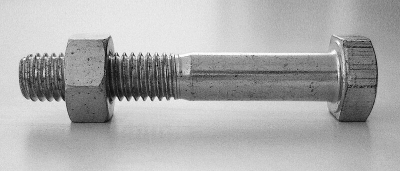 800px-Bolt-with-nut.jpg