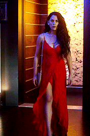 tumblr_prtl18Cs0f1v7w025o8_250.gif