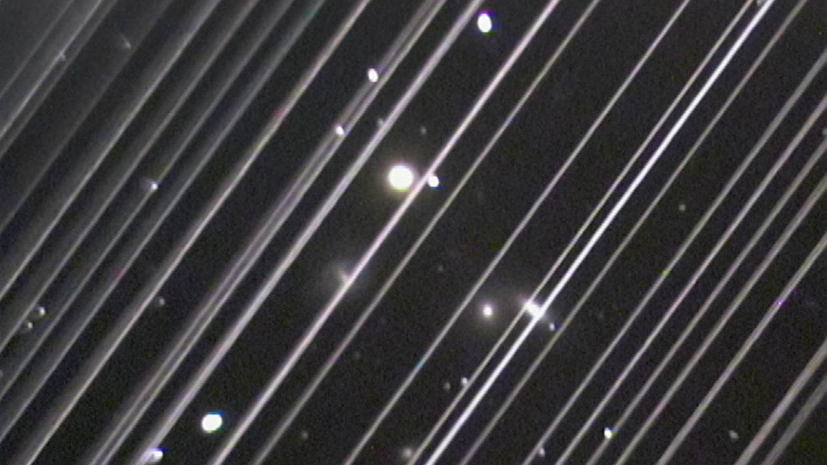 www.space.com