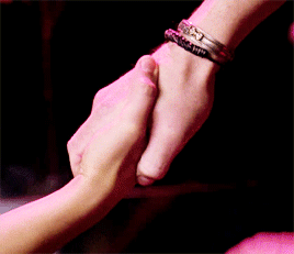 tumblr_ol8xzxQm1X1rrkahjo6_400.gif