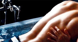 tumblr_o8quwhMZab1skel9ko2_250.gif