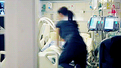 tumblr_m4yqgwKRb21rwx2x1o1_r1_250.gif