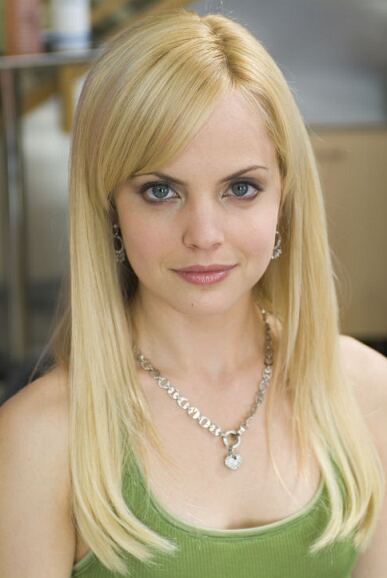 mena-suvari.jpg