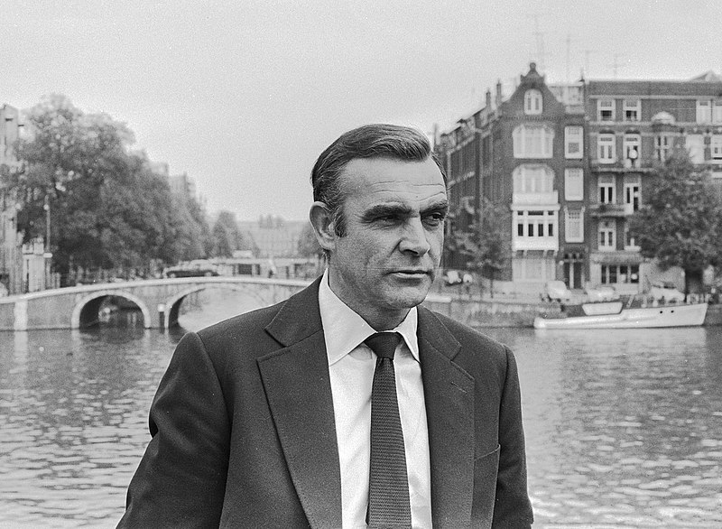 800px-Sean_Connery_as_James_Bond_1971.jpg