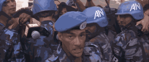 tumblr_lsooilz5J51r05ly0.gif