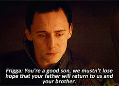 tumblr_md8s2kijcs1r5a08so10_250.gif