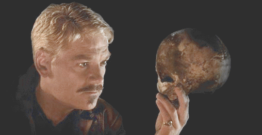 hamlet-yorik.gif