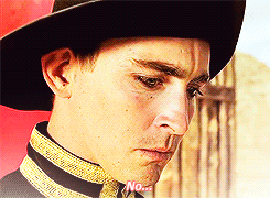 tumblr_mm3hassyfl1rx8c3po2_250.gif