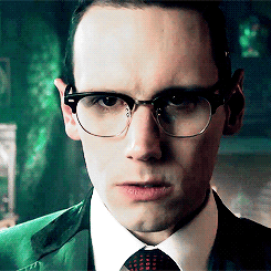 tumblr_oko30wxpm41rec5p4o5_250.gif