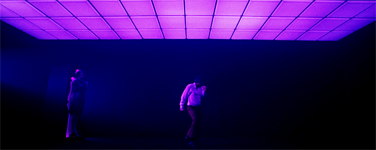 CBF19304_7358_4_B64_8220_ECBEC7_F20_D5_B.gif