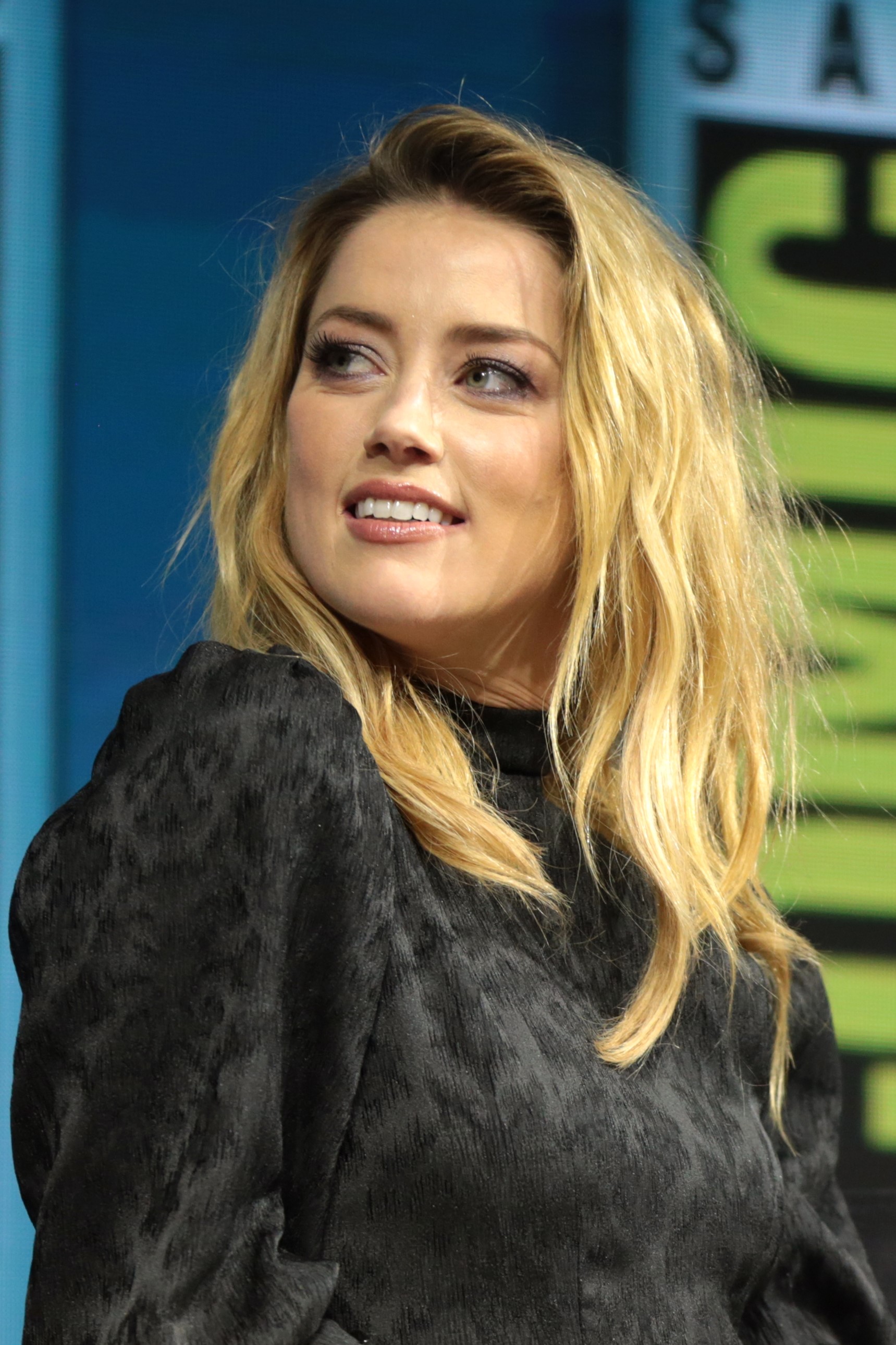 Amber_Heard_%2843723454772%29.jpg