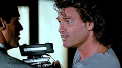 tumblr_p45k0loQE01qdhps7o5_r2_250.gif