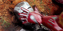 tumblr_o3u81dv3RI1s0c7bco10_250.gif