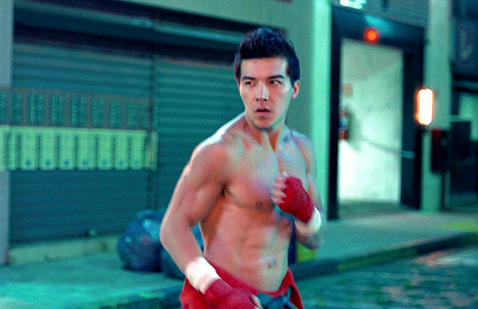 Ludi-Lin-Black-Mirror.gif