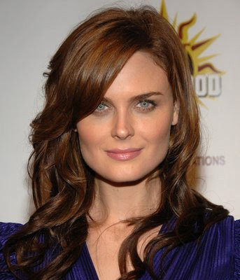 Emily+Deschanel.jpg