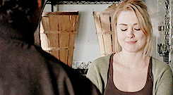 tumblr_nm0cohONhm1rbt58do6_r1_250.gif