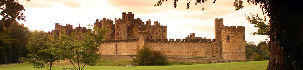 AlnwickCastle.jpg