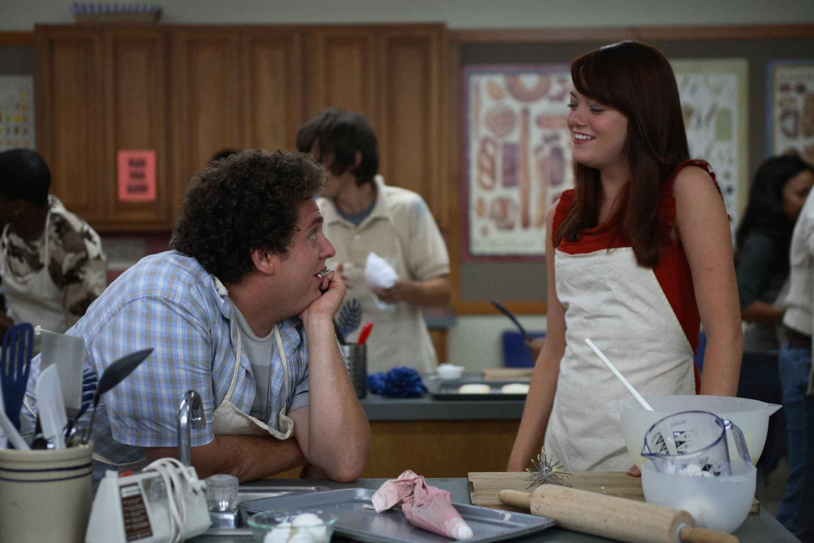 superbad-jonah-hill-and-emma-stone.jpg