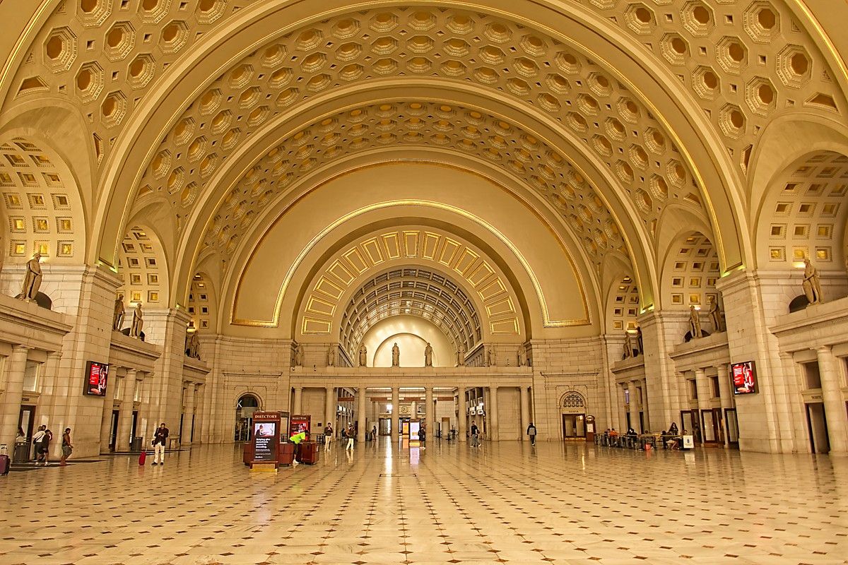 union-station-washington-d-c-news-photo-1689869409.jpg