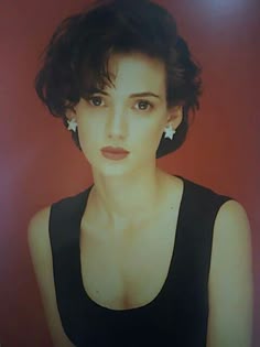dc25b3b6d4e8d48f7d93acf4c927521c--winona-ryder.jpg