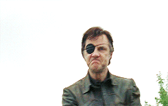 tumblr_mx8wzrHGEE1qcvp48o6_r1_250.gif