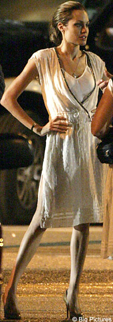 jolie2BIG1008_228x648.jpg