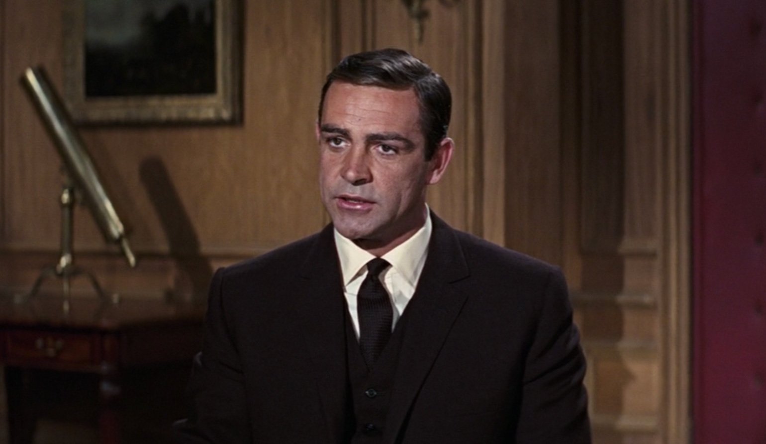 Connery-Brown-Suit.jpg