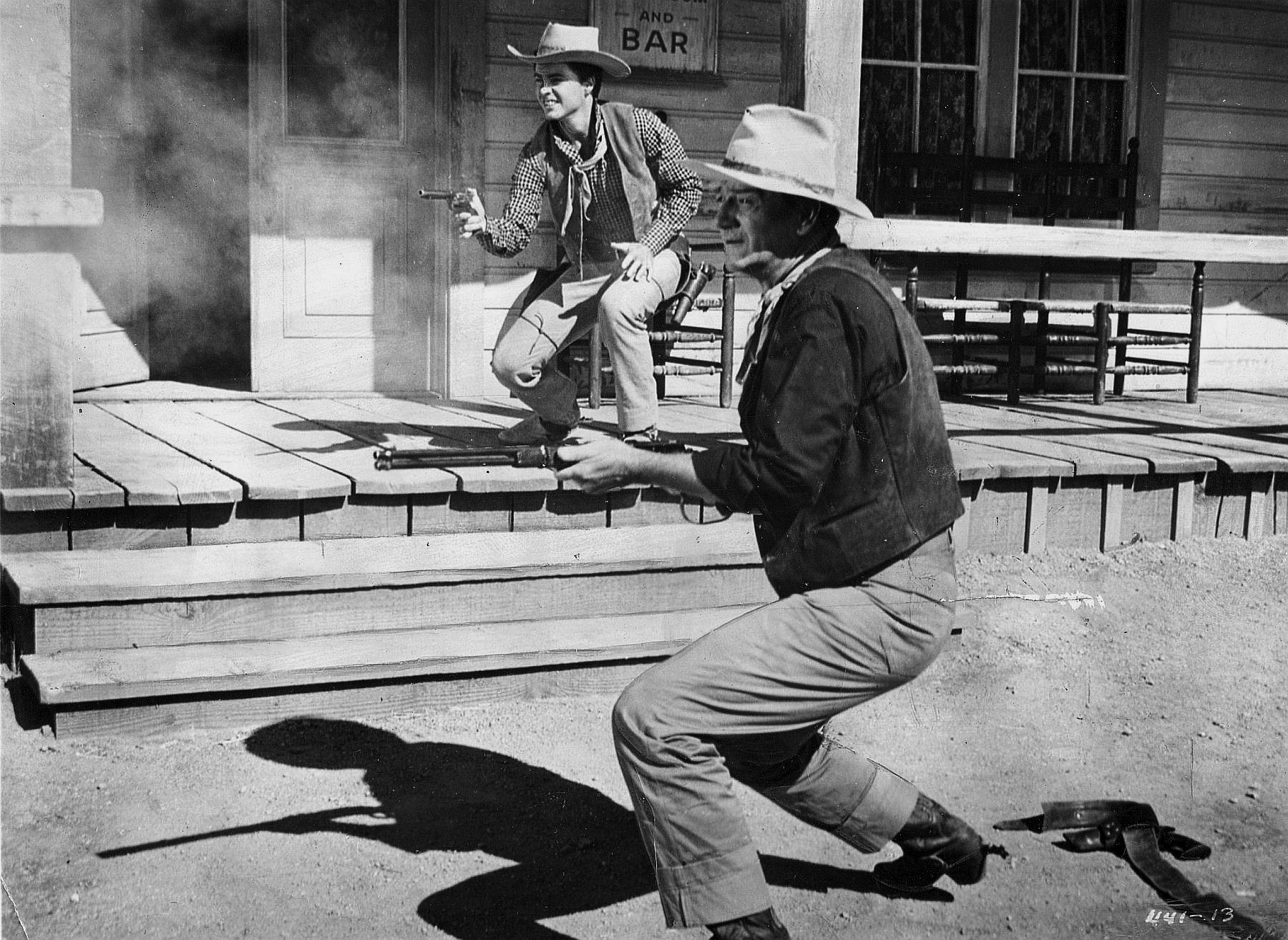 rio-bravo-violence.jpg