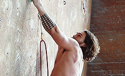 tumblr_nnefjay9JE1rw3bsro7_250.gif